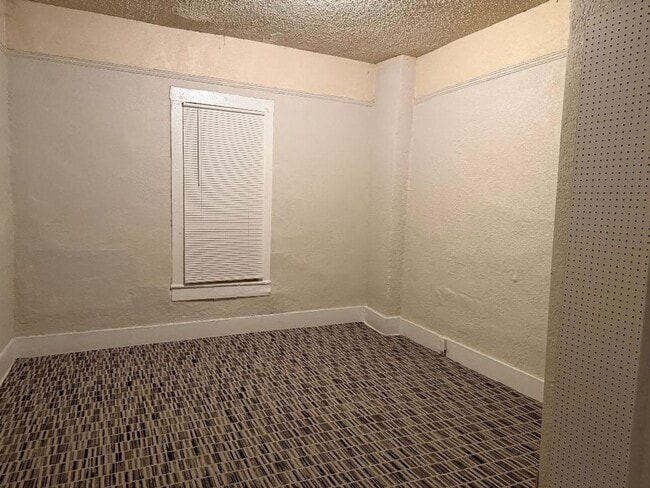 Building Photo - 1966 W 26th St