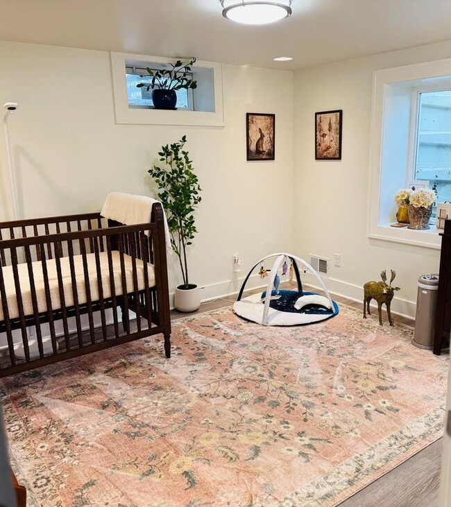 Building Photo - East Grand Rapids Gem: 4-Bedroom, 2-Bath U...
