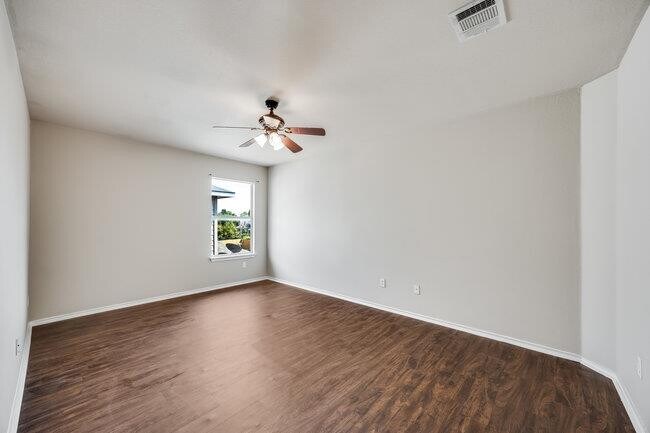 Building Photo - 4001 Veiled Falls Dr