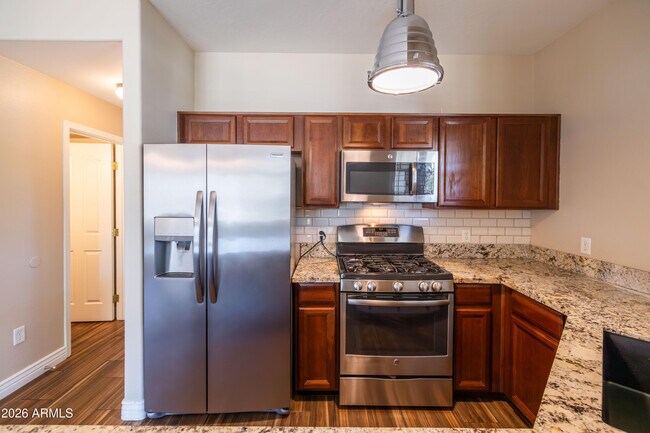 Building Photo - 1531 S Longspur Ln
