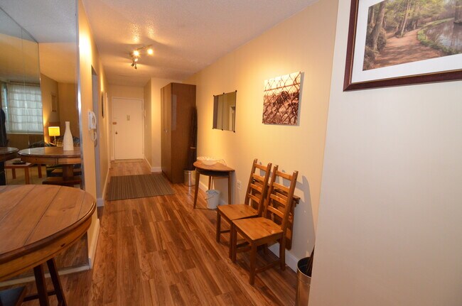 Building Photo - 130 Water St