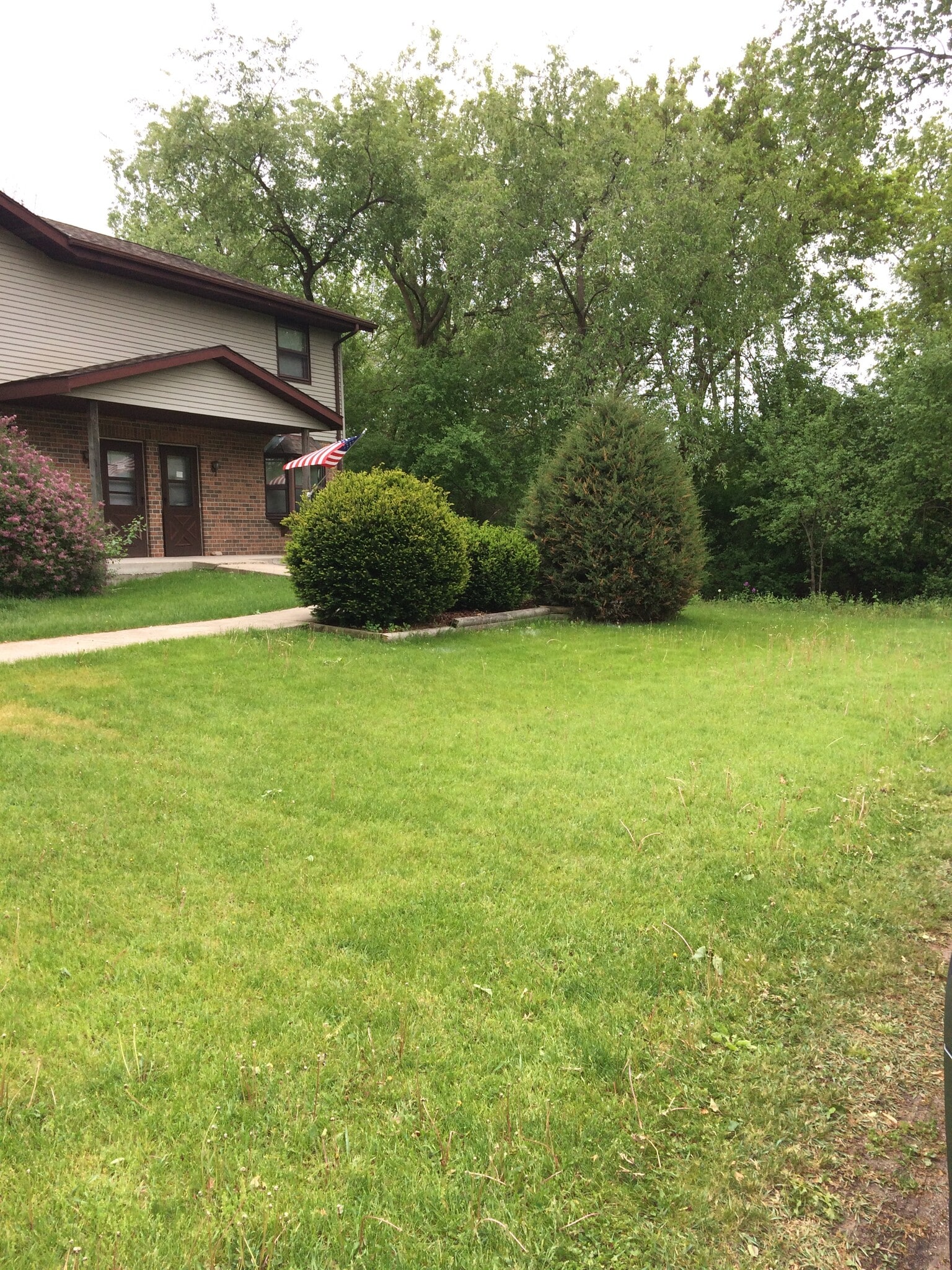 Building Photo - 110 Johnston Dr