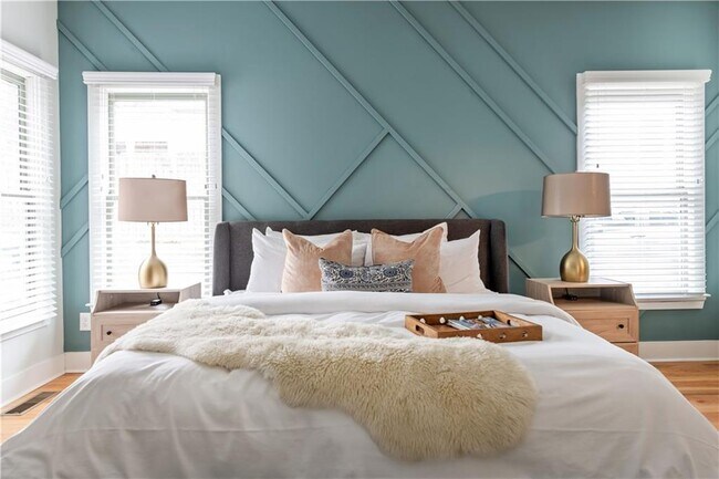 Building Photo - 1393 Glenwood Ave SE