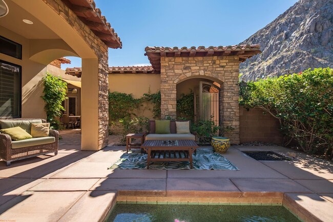 Building Photo - 46710 Bradshaw Trail