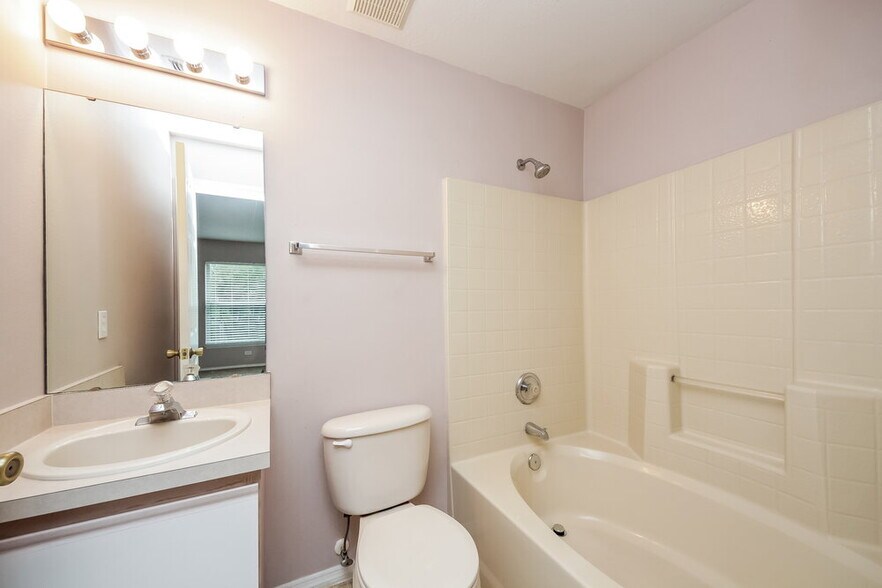 Building Photo - 155 Pompei Dr