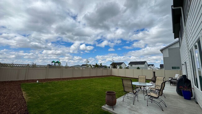 Building Photo - Brand New 4 Bed 2.5 Bath House in Star