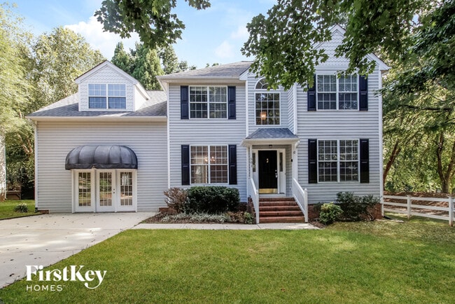 Primary Photo - 501 Willowview Dr