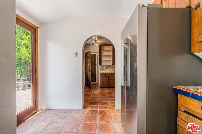 Building Photo - 12255 Addison St