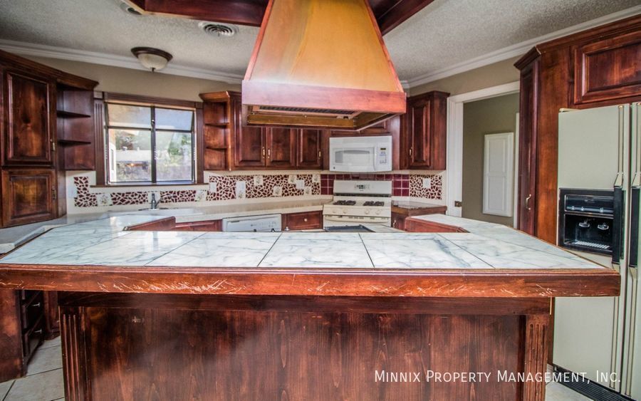 Building Photo - 5209 15th St