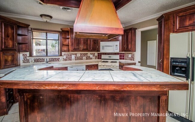 Building Photo - 5209 15th St