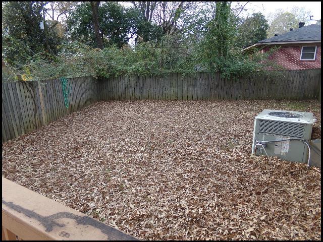 Building Photo - 13 Point O Woods Dr