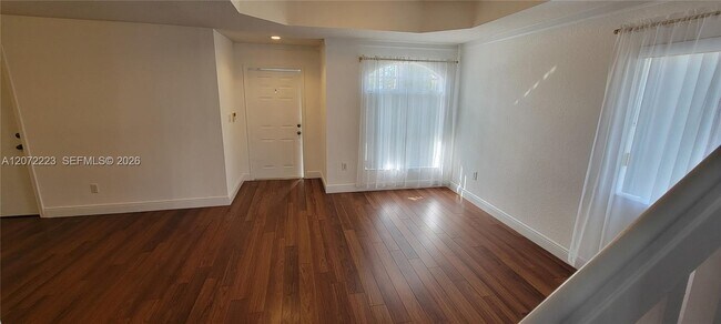 Building Photo - 5173 NW 114th Pl