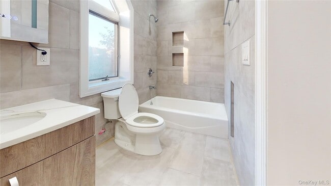 Building Photo - 90-09 68th Ave