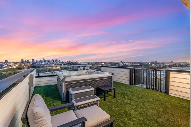 Building Photo - 48 Fern Ave