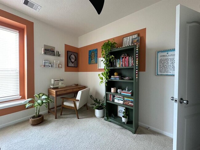 Building Photo - 8123 Cheyenne Hills Trail