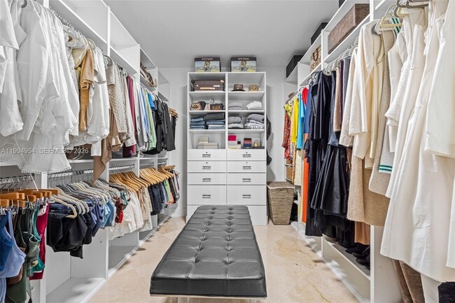 Building Photo - 1643 Brickell Ave