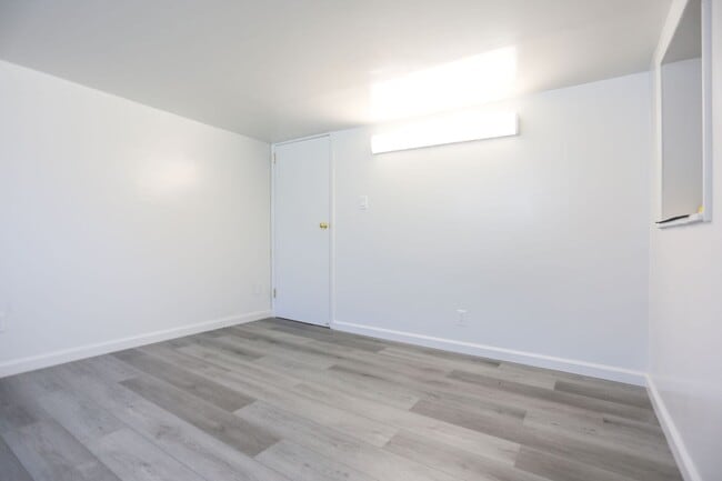 Building Photo - 507 3rd Ave