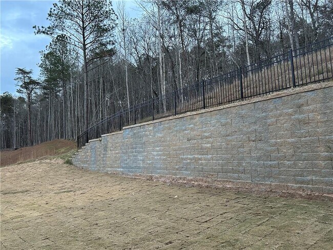 Building Photo - 721 Groover St