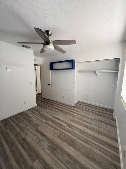 Building Photo - 44348 27th St W