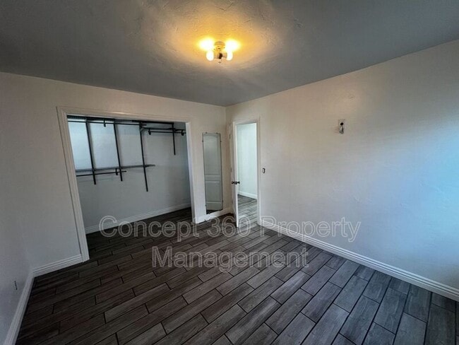 Building Photo - 14101 1/2 ANDERSON PL