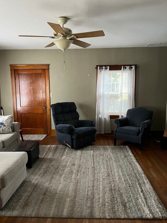 Building Photo - 144 Linwood St