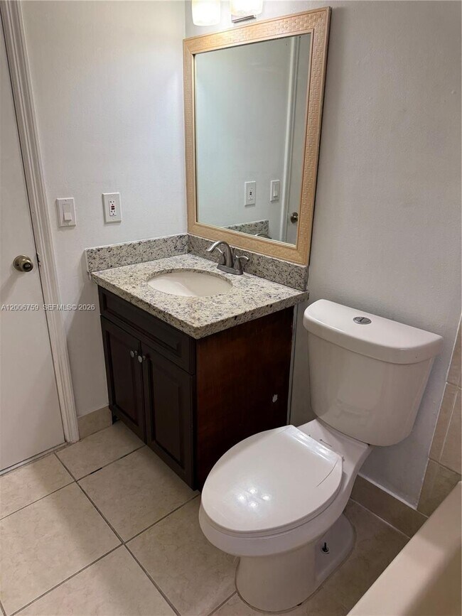 Building Photo - 9940 SW 146th Ct