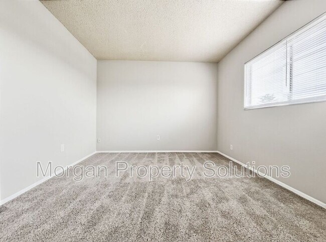 Building Photo - 1017 Whalebone Bay Dr