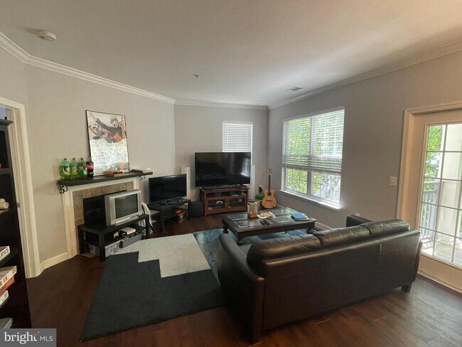 Building Photo - 3015 Nicosh Cir