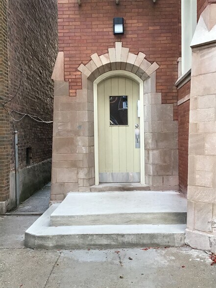 Building Photo - 8048 S Marshfield Ave