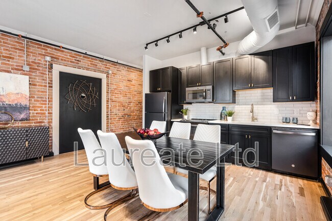 Building Photo - 1490 Lafayette St