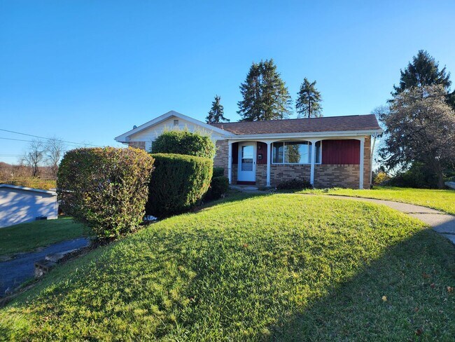 Building Photo - COMING SOON! This is a Lease-to-Own – Not ...