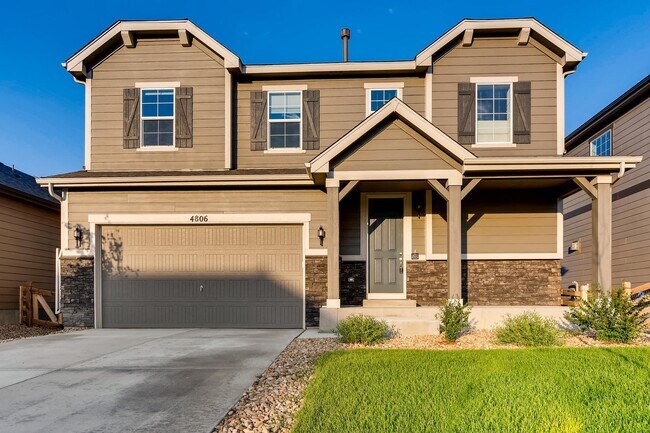 Primary Photo - Welcome to Copperleaf!! Beautifully Mainta...