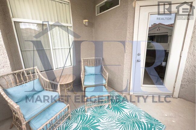 Building Photo - 2Bed/2Bath Furnished Condo at Chandler Blvd/40th St! Ready for Immediate Move-In!