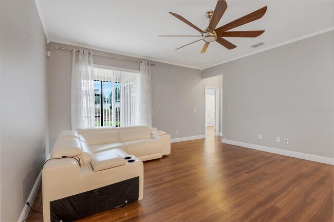 Building Photo - 1125 Democracy Dr