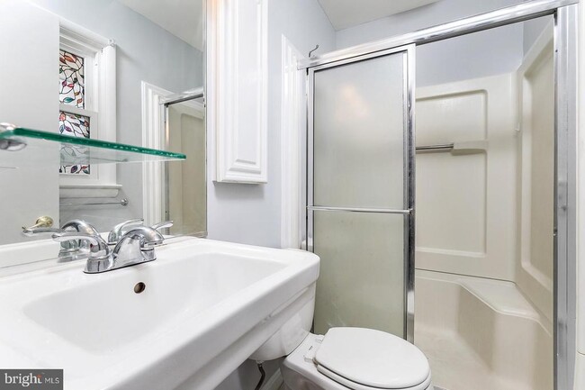 Building Photo - 409 Orleans Cir SW