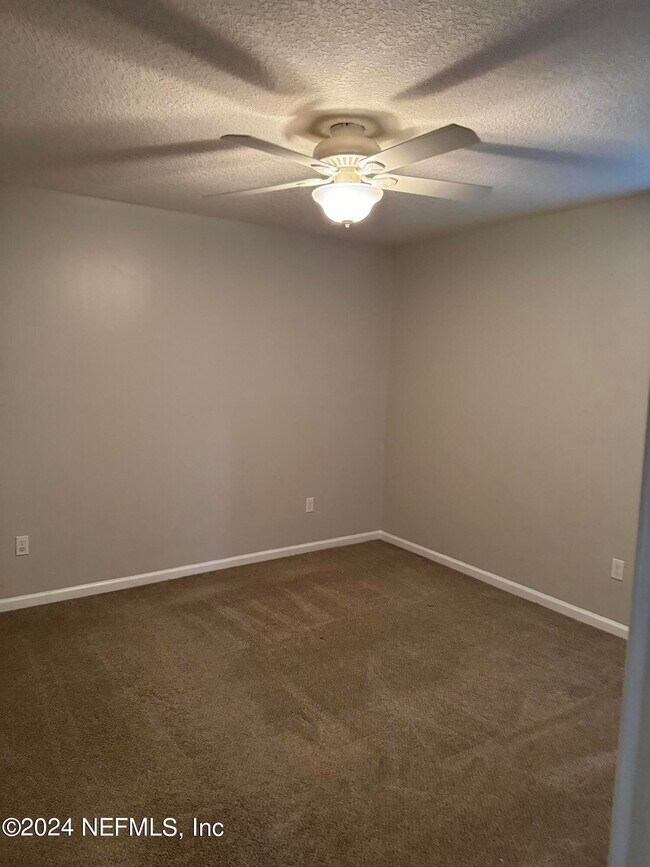 Building Photo - 94267 Woodbrier Cir