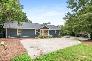 Building Photo - 907 Beaufort St