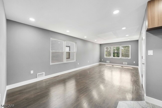 Building Photo - 1117 Chestnut St