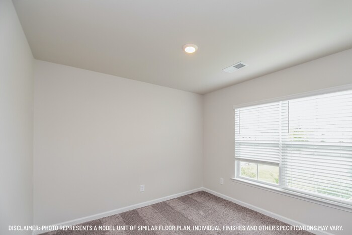 Building Photo - 28 Blue Fescue Way