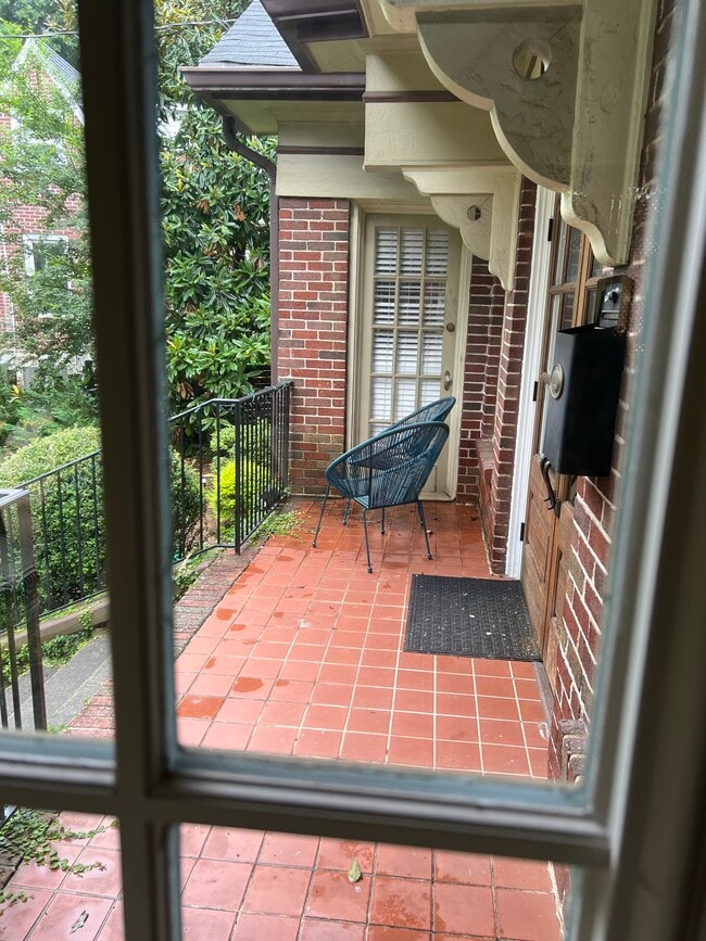 Building Photo - 1308 N Highland Ave NE