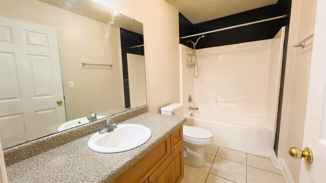 Building Photo - 3189 Sawtooth Dr