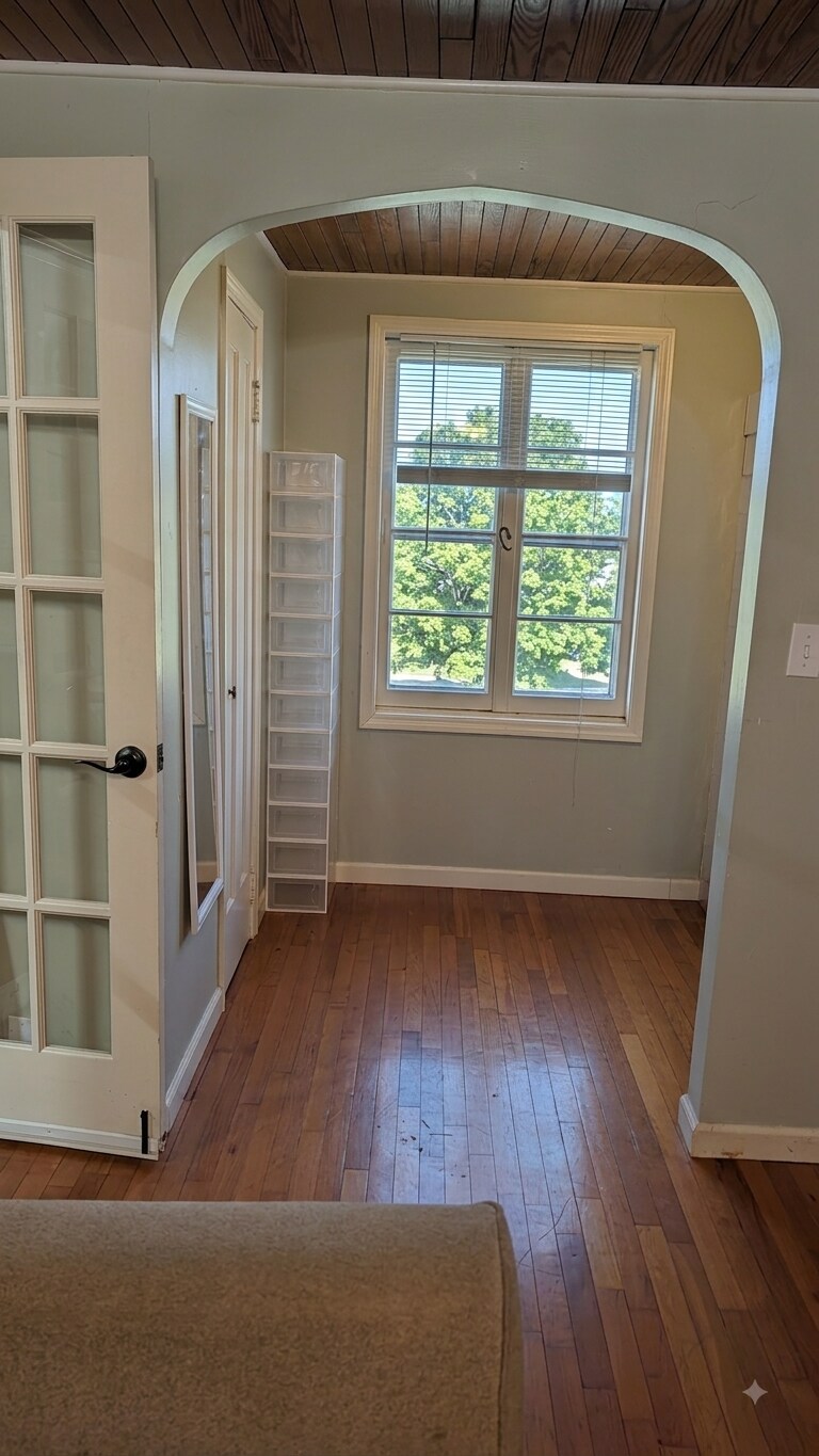 Building Photo - 4527 Tuxedo Ave