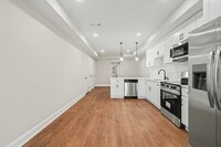 Building Photo - 615 N Calhoun St