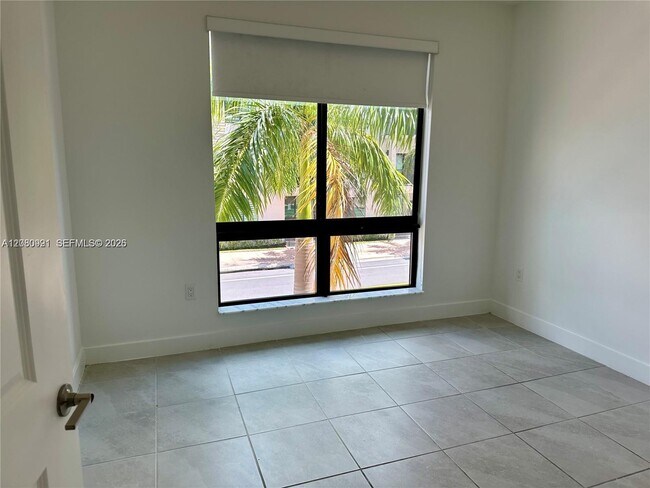 Building Photo - 8265 NW 41st St