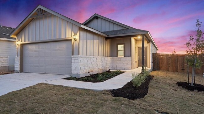 Building Photo - 249 Janelle Ln