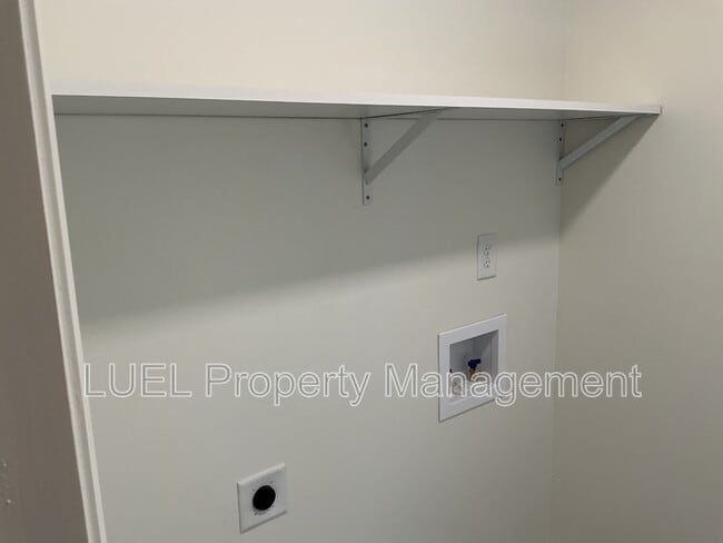 Building Photo - 1050 Bedford Ave