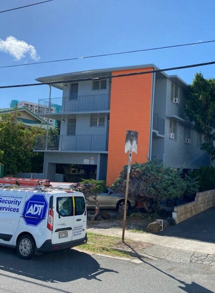 Primary Photo - 812 Ekela Ave