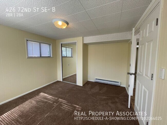 Building Photo - Beverly Lake 2 Bed, 1.5 Bath, Available NOW!