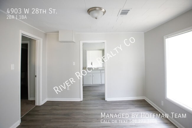Building Photo - 4903 W 28th St