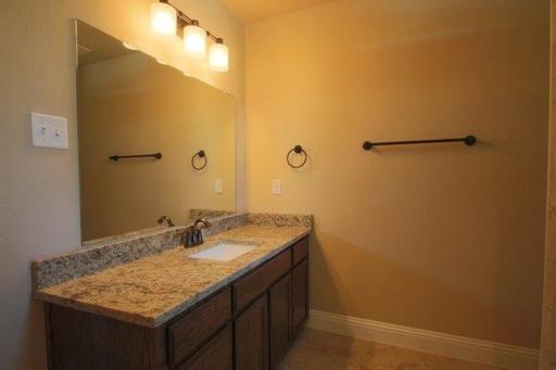 Building Photo - Little Piece of HEAVEN~3/2.5 Home w/ Open ...
